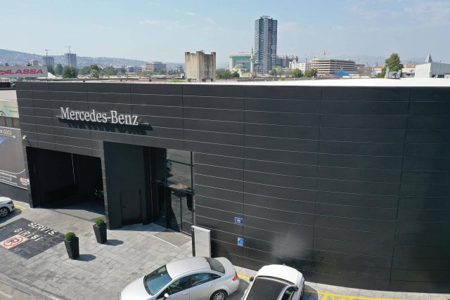 mercedes-bornova-showroom-projesi-01